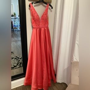 Sherri Hill size 4 dress, light pink, only wore once